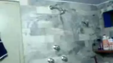 desi girl taking bath