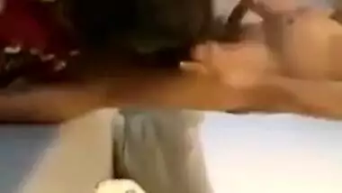 Indian couple cuckolding with audio