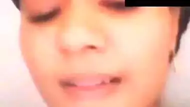 Sexy college maal showing and fingering