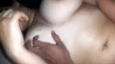 Devar licks his Bhabhi’s armpits in desi xxx MMS