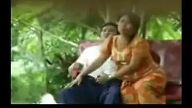Daring Desi Aunty Sucks and Fucks Outside on Park Bench