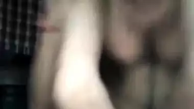 desi wife blowjob and gaand show
