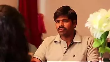 Indian desi Lady doctor do sexual romance with her patient