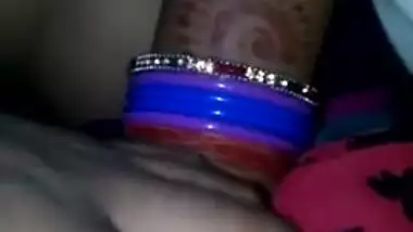 INDIAN NEWLY MARRIED WIFE BOOB PRESSED 