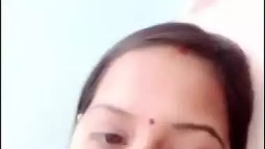 Indian beautiful married aunty in imo video call