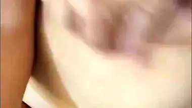 Boob squeezing and pussy rubbing of desi nude milf