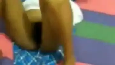 Horny college girl nude sucking bf cock mms