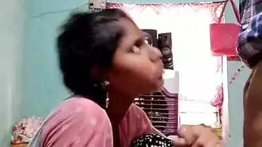 Innocent Dehati wife first-time sex on cam