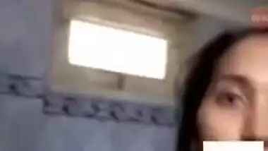 Today Exclusive- Sexy Lankan Girl Showing Her Nude Body To Bf On Video Call Part 4