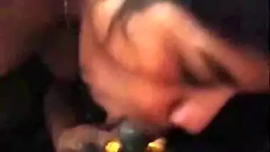 ගිලින්න ඕනිමද...sri Lankan Girlfriend Drinking Cum
