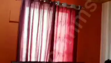 Couple gets drenched in sweat after a hard desi chudai