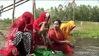 Desi village boudi bath